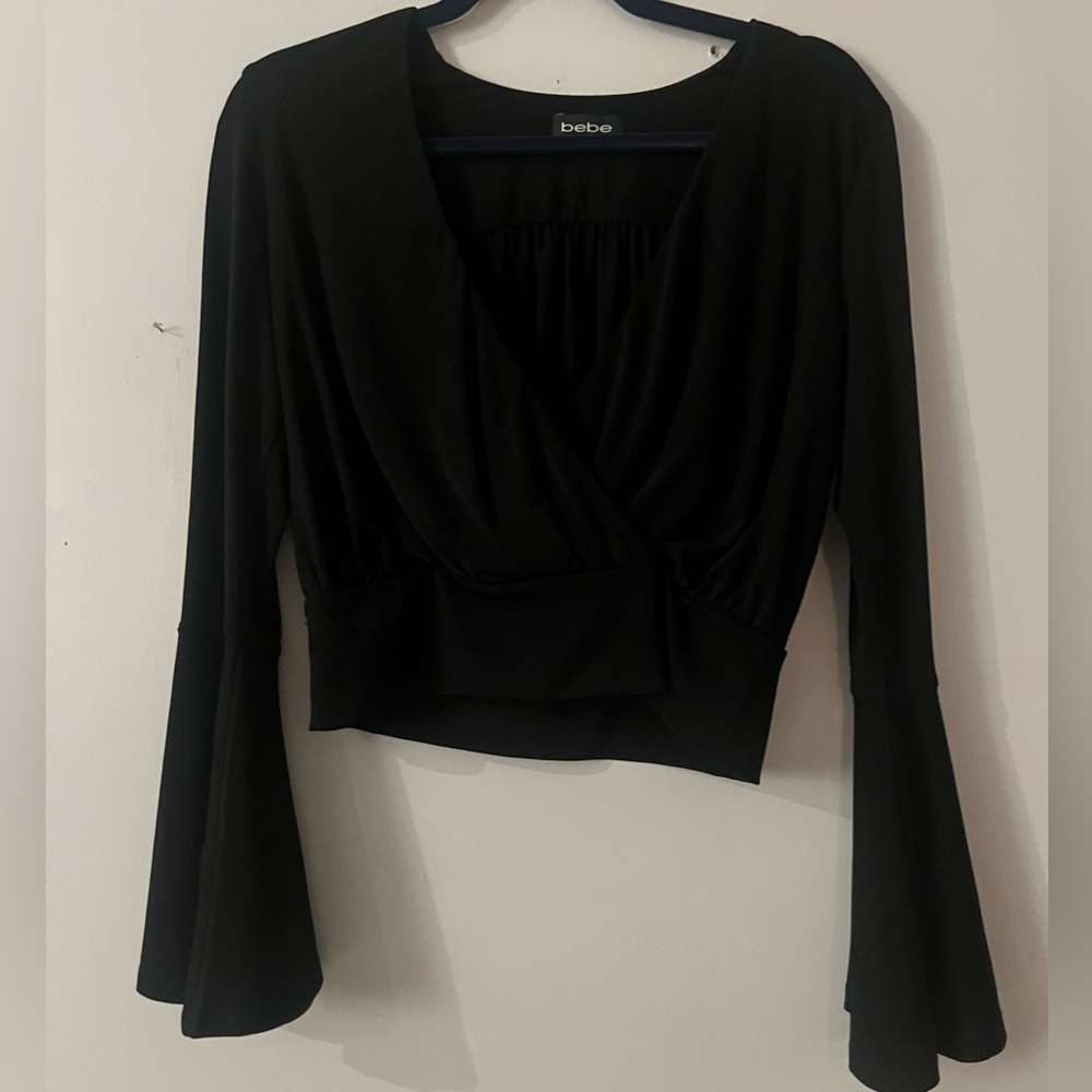 Bebe Womens Flowy Arms Crop Blouse